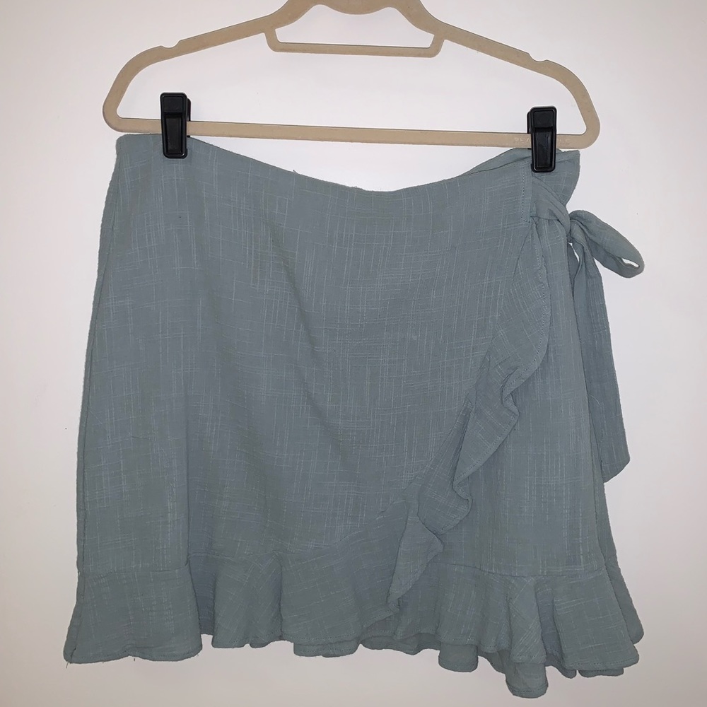 Green ruffle wrap tie skirt